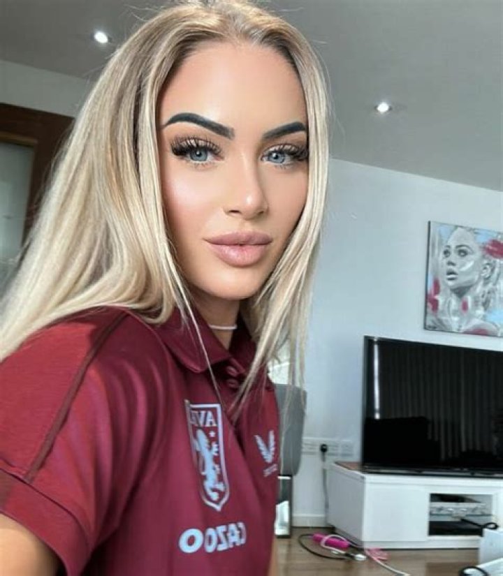 Alisha Height, Weight, Net Worth, Age, Birthday, Wikipedia, Who, Nationality, Biography