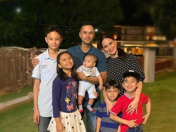 
All About Kristine Hermosa Sister | Parents And Ethnicity 