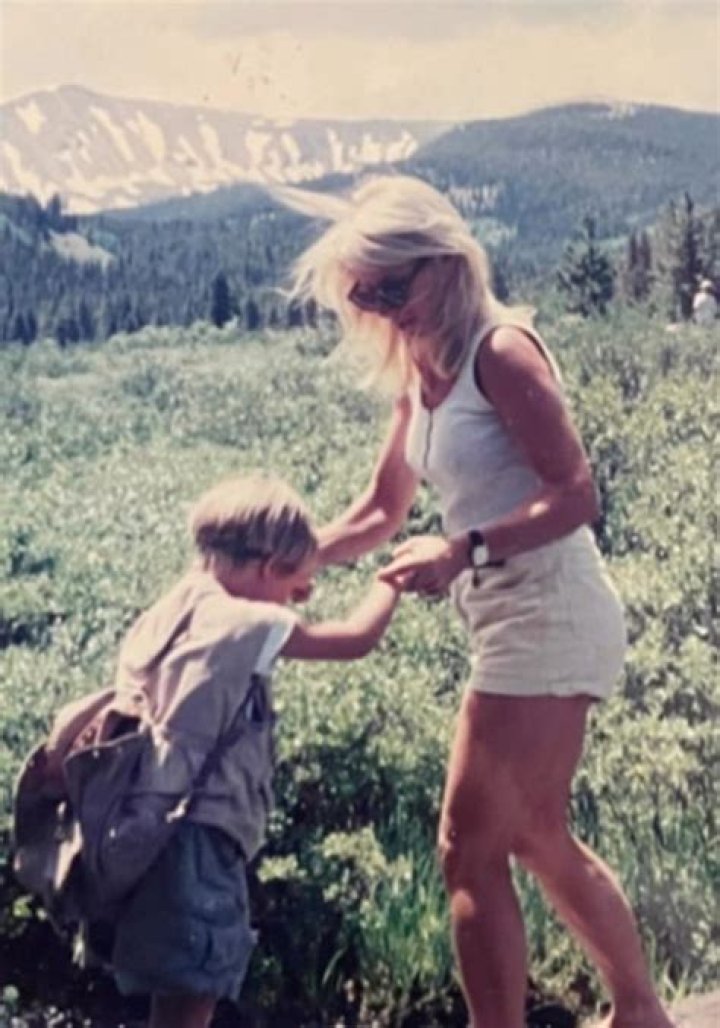 Champion Emma Coburn’s Mother, Annie Coburn, dies at 62, Take a deep look at their relation