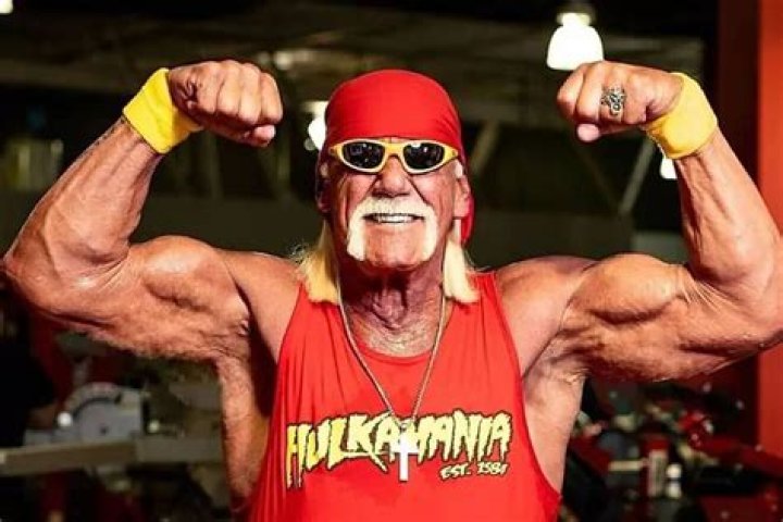 
Rep. Hulk Hogan Says He’s Not Paralyzed After Back Surgery 