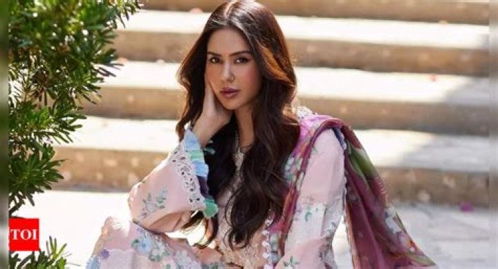 Sonam Bajwa | Husband: Is Married To Her Boyfriend?